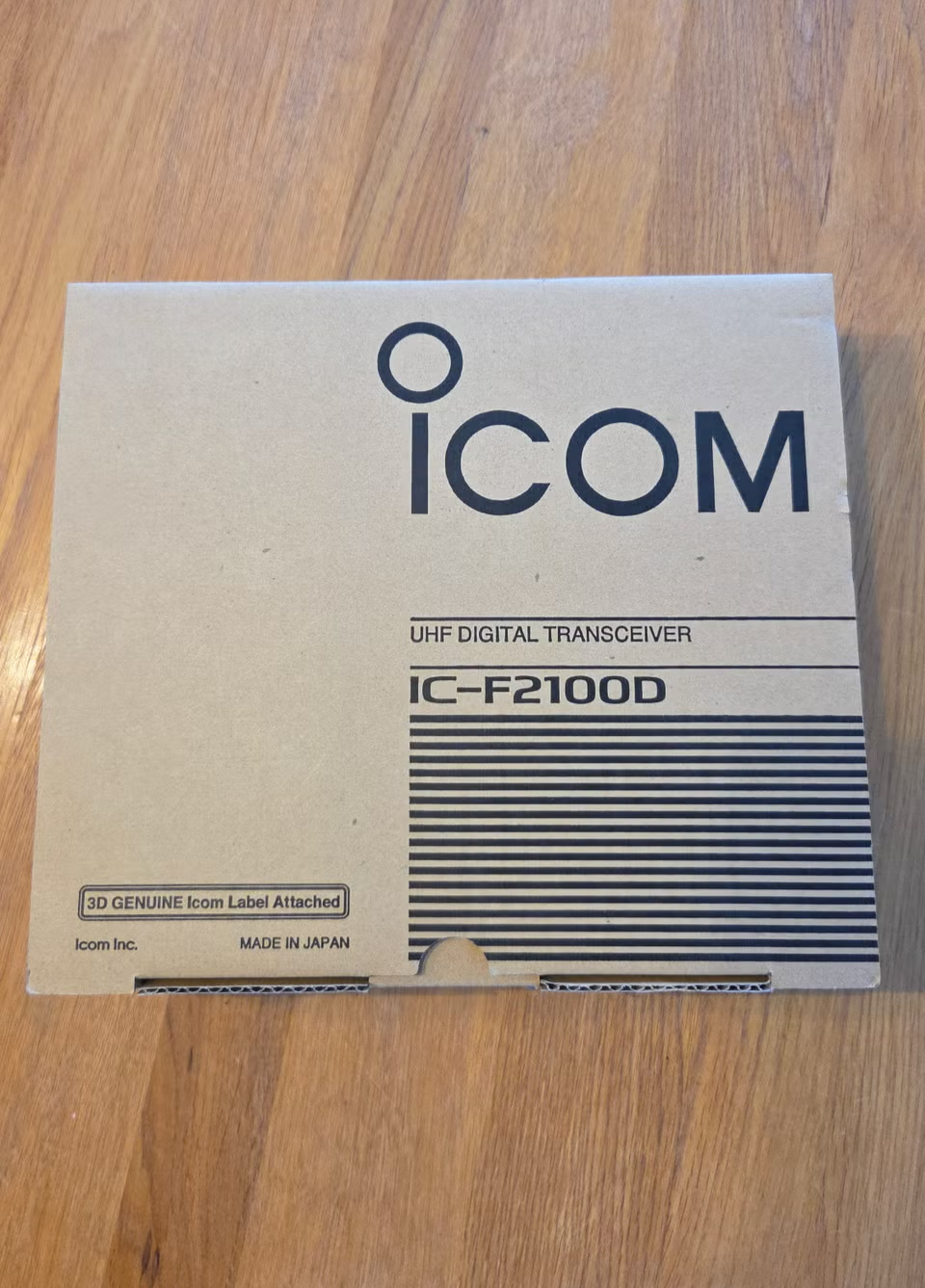 IC-F2100D | Rádio UHF Preto Icom F2100D